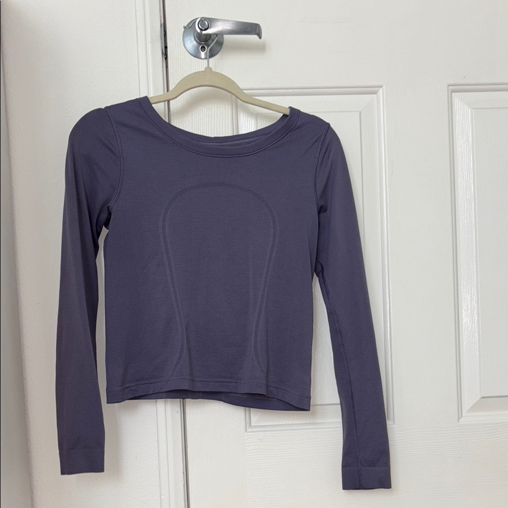lululemon Long Sleeve Swiftly Tech - Waist Length